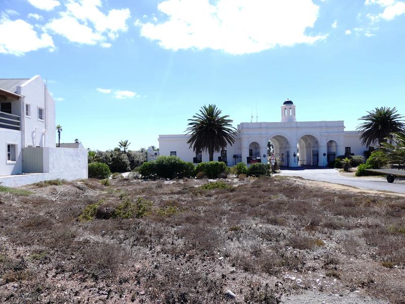 4 Bedroom Property for Sale in Golden Mile Western Cape